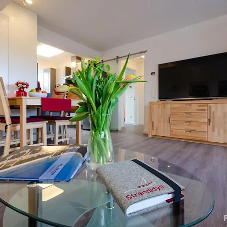 Prora - Mit Meerblick, Balkon, Waschmaschine Und E-ladesäule - Strandidyll Apartment